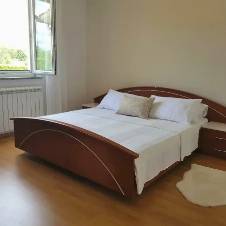 Holiday With Private Pool Surrounded With Nature Ferienhaus