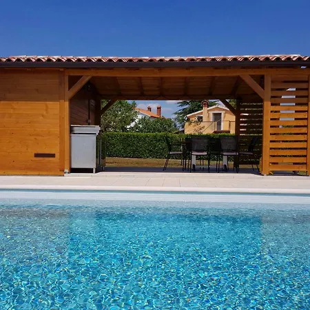 Holiday With Private Pool Surrounded With Nature Barban